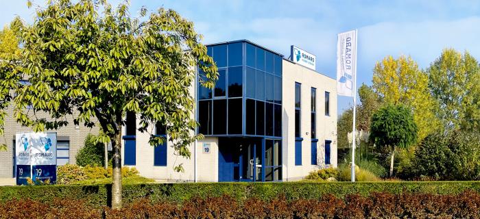 Romaro Schoonhouden Gebouwen background